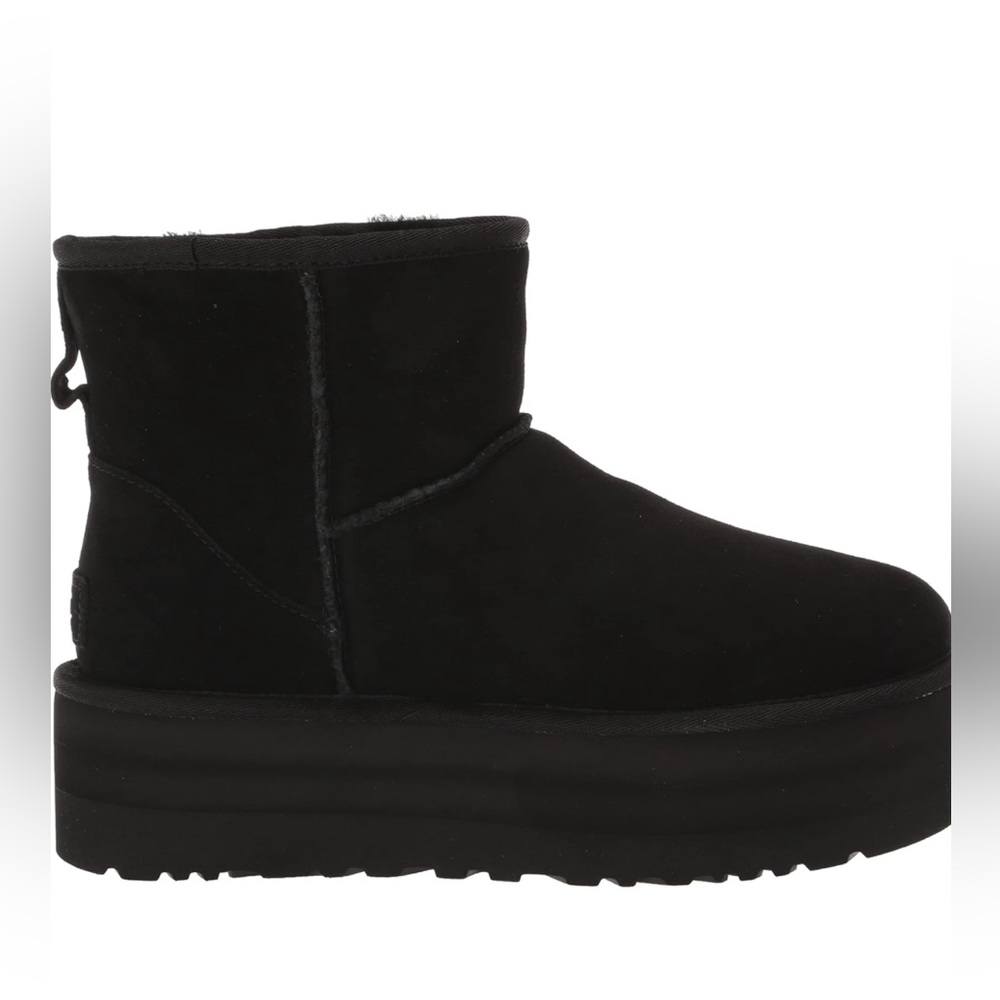 UGG Classic Mini Suede Platform Booties Size 8 Wide